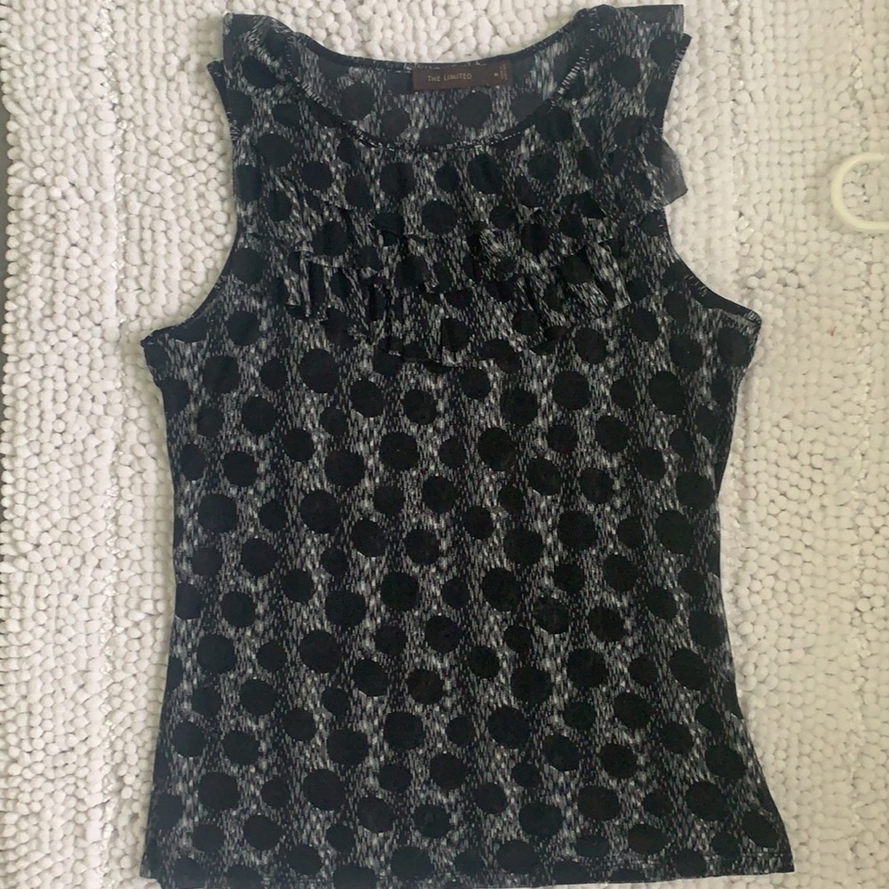 Limited Black and White Ruffled Sleeveless Top Med